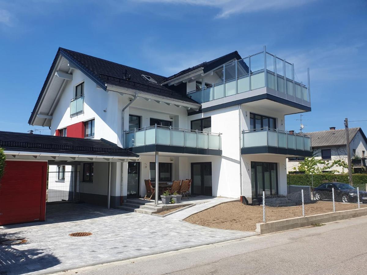 Top-Moderne Und Geraeumige Ferienwohnung Assling Exterior foto